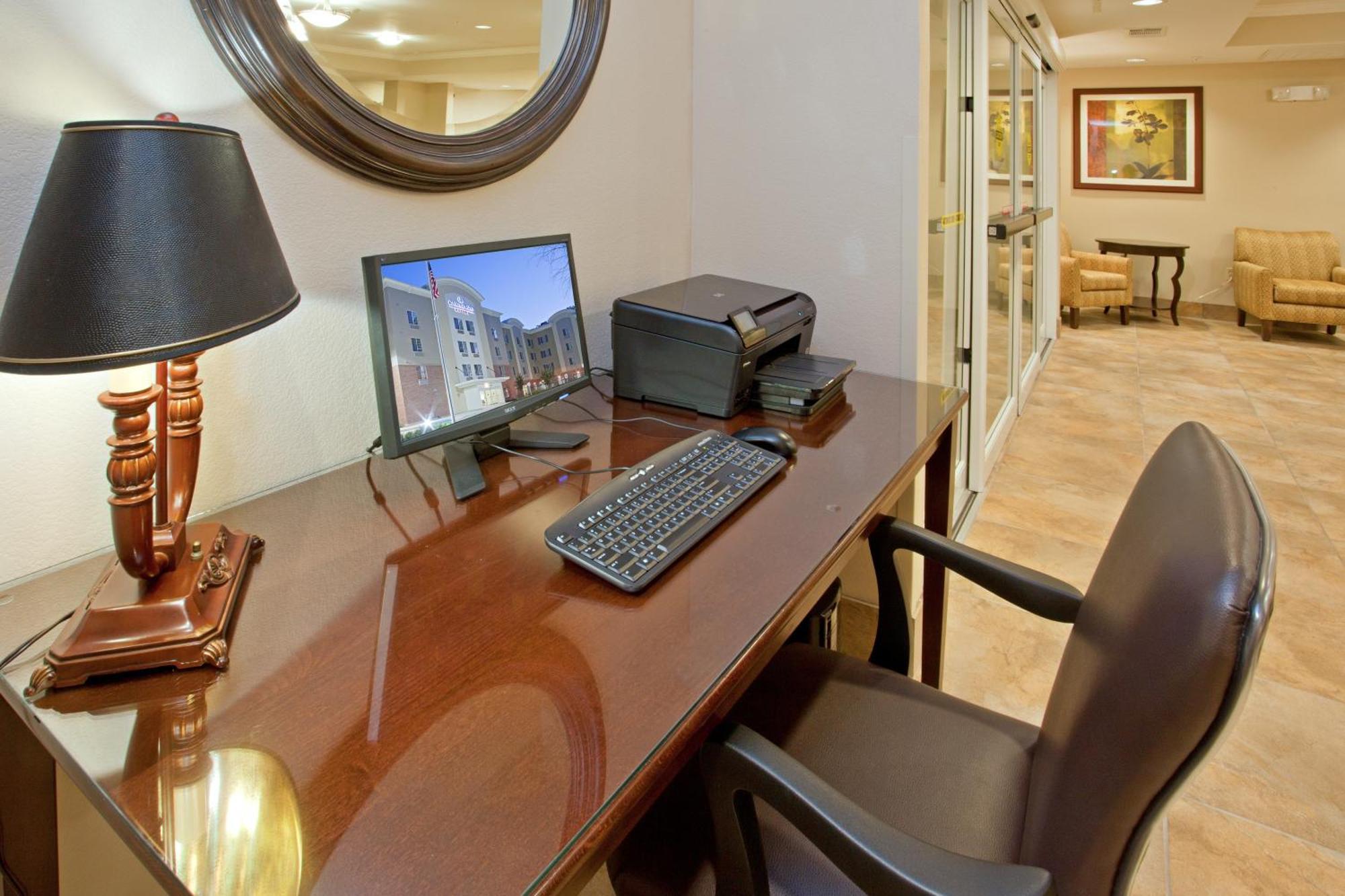 Candlewood Suites Houston The Woodlands By Ihg Exterior foto