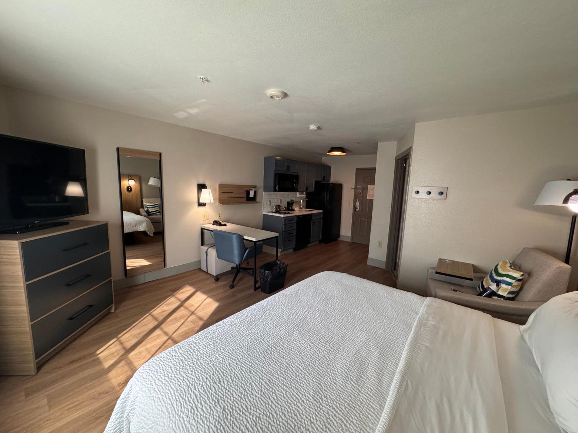 Candlewood Suites Houston The Woodlands By Ihg Exterior foto