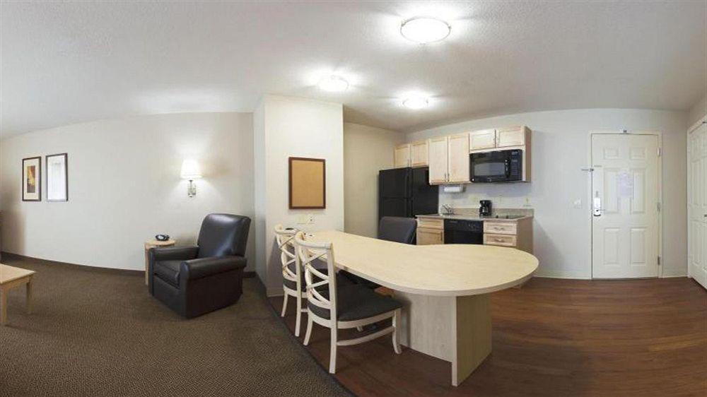 Candlewood Suites Houston The Woodlands By Ihg Exterior foto